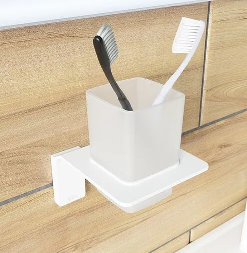 Стакан IDDIS Slide белый матовый SLIWTG1i45