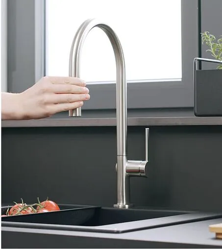 Смеситель для кухни с выдвижным изливом Hansgrohe Talis M54 210 2jet sBox под сталь 72801800