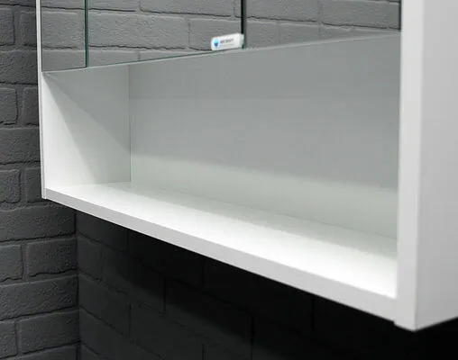 Шкаф-зеркало Айсберг Ева 70 белый DA5922HZ