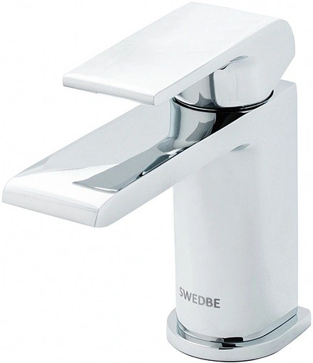 Смеситель для раковины Swedbe Velo хром 2410 Смеситель для раковины Swedbe Velo хром 2410