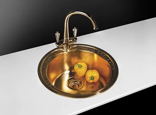 Смеситель для кухни с подключением к фильтру Omoikiri Okinawa-G золото/Swarovski 4994016 Смеситель для кухни с подключением к фильтру Omoikiri Okinawa-G золото/Swarovski 4994016