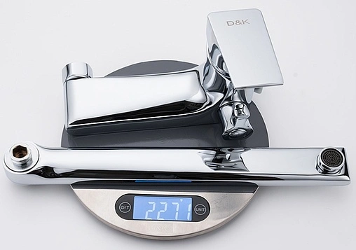 Смеситель для ванны с длинным изливом D&amp;K Rhein Hertz хром DA1293301