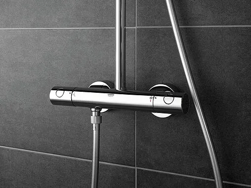 Душевая система с термостатом для душа Grohe Tempesta New Cosmopolitan 210 хром 27922001 Душевая система с термостатом для душа Grohe Tempesta New Cosmopolitan 210 хром 27922001
