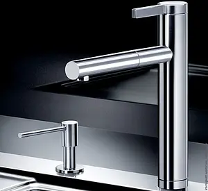 Смеситель для кухни с выдвижным изливом Blanco Linee-S зеркальная полировка 517592 Смеситель для кухни с выдвижным изливом Blanco Linee-S зеркальная полировка 517592, 2