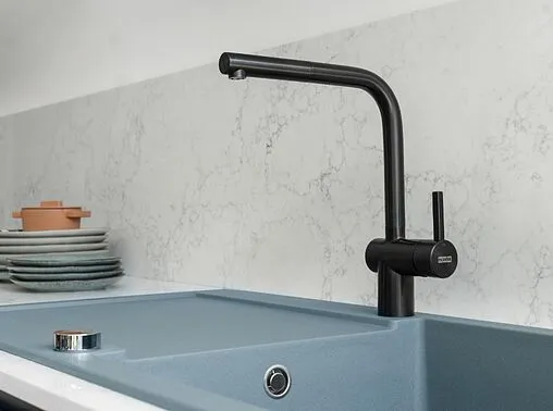 Смеситель для кухни с выдвижным изливом Franke Atlas Neo чёрный матовый 115.0550.427 Смеситель для кухни с выдвижным изливом Franke Atlas Neo чёрный матовый 115.0550.427