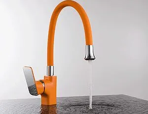 Смеситель для кухни с гибким изливом D&K Berlin Kunste оранжевый/хром DA1432913 Смеситель для кухни с гибким изливом D&K Berlin Kunste оранжевый/хром DA1432913, 3