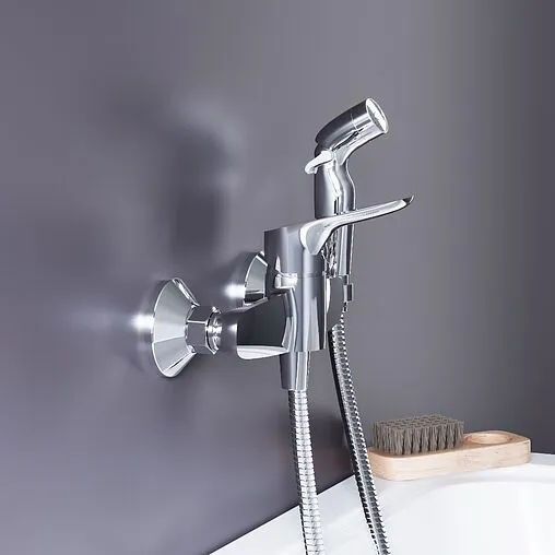 Смеситель для душа Damixa Jupiter хром 778000000 Смеситель для душа Damixa Jupiter хром 778000000