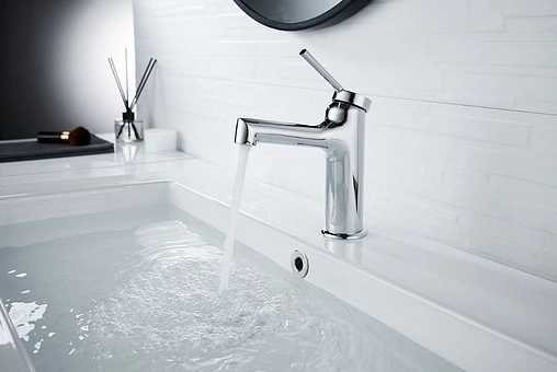 Смеситель для раковины Lemark Minima хром LM3806C