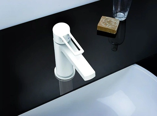 Смеситель для раковины Paffoni Ringo белый матовый RIN071BO