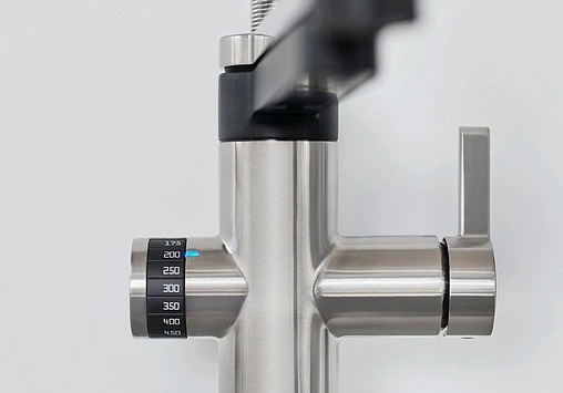 Смеситель для кухни с подключением к фильтру и выдвижным изливом Blanco Evol-S Pro нержавеющая сталь 526276