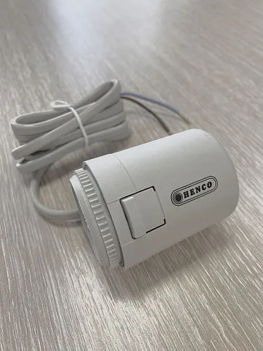 Сервопривод электротермический НЗ 24В М30 x 1.5 Henco CU-ACT-24V