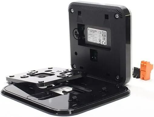 Комнатный терморегулятор Ariston CUBE S NET BLACK 3319126