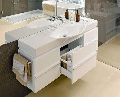 Раковина Laufen Palace 120 белый 8.1170.4.000.104.R