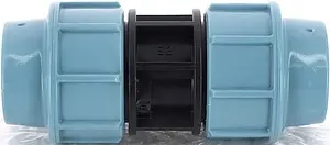 Муфта компрессионная соединительная 32мм x 32мм Unidelta 1001032000 Муфта компрессионная соединительная 32мм x 32мм Unidelta 1001032000, 3