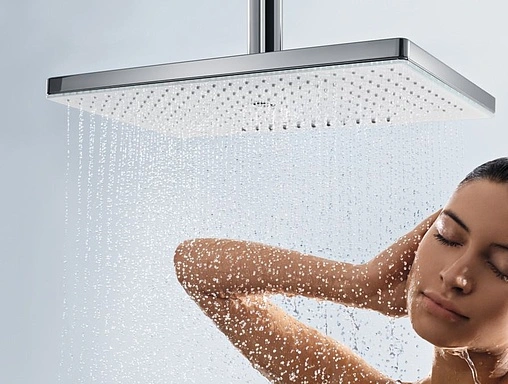 Лейка верхнего душа с потолочным креплением Hansgrohe Rainmaker Select 460 1jet черное стекло/хром 24002600