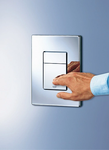 Клавиша смыва для унитаза Grohe Skate Cosmopolitan 38732000 хром глянцевый Клавиша смыва для унитаза Grohe Skate Cosmopolitan 38732000 хром глянцевый