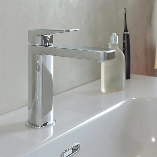 Смеситель для раковины IDDIS Bridge хром BRDSB00i01