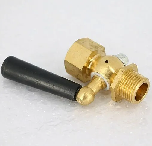 Кран для манометра трехходовой ½"в x ½"н Росма 00000006159 Кран для манометра трехходовой ½"в x ½"н Росма 00000006159