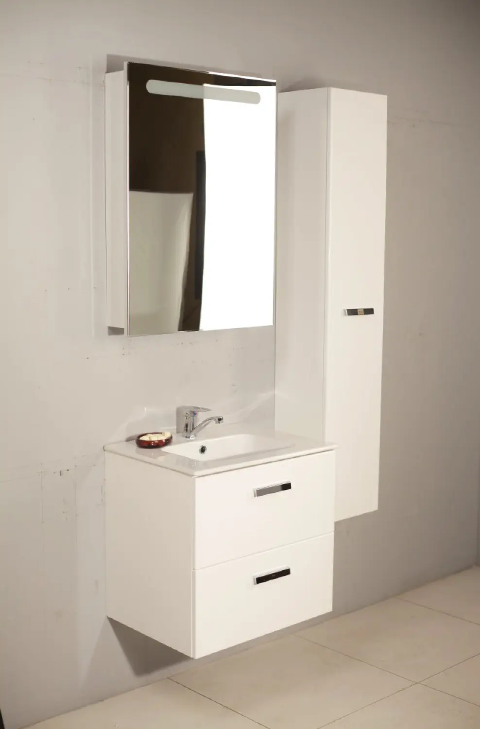 Шкаф-пенал подвесной Roca Victoria Nord 30 белый ZRU9000026 Шкаф-пенал подвесной Roca Victoria Nord 30 белый ZRU9000026, 4