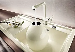 Смеситель для кухни с выдвижным изливом Blanco Linus-S керамика магнолия 519750 Смеситель для кухни с выдвижным изливом Blanco Linus-S керамика магнолия 519750, 2