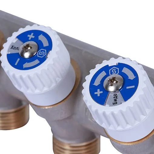 Коллектор регулирующий проходной 3 отвода 1"в/н x ½"н Stout SMB 6852 011203 Коллектор регулирующий проходной 3 отвода 1"в/н x ½"н Stout SMB 6852 011203