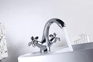 Смеситель для раковины Lemark Flora хром LM0106C Смеситель для раковины Lemark Flora хром LM0106C, 3