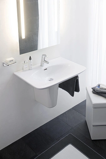 Раковина Laufen Palace 65 белый 8.1070.3.000.104.1