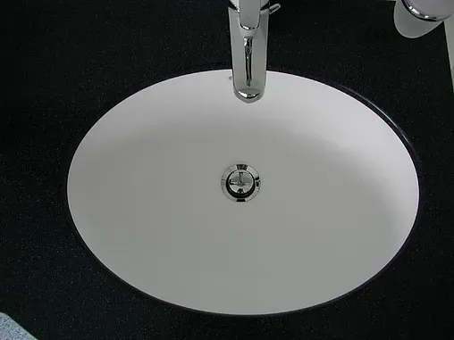 Раковина Laufen Birova 55 белый 8.1119.1.000.000.1