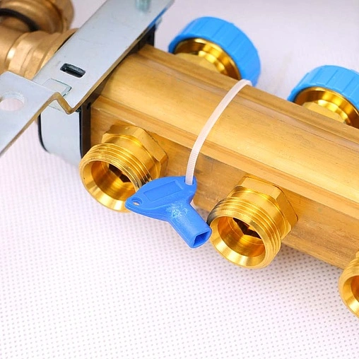 Группа коллекторная без расходомеров 6 отводов 1&quot;в/в x ¾&quot;ек Watts HKV 10004180