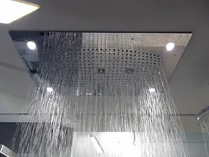 Лейка верхнего душа с подсветкой Hansgrohe Raindance Rainmaker 680/460 3jet хром 28418000 Лейка верхнего душа с подсветкой Hansgrohe Raindance Rainmaker 680/460 3jet хром 28418000, 3