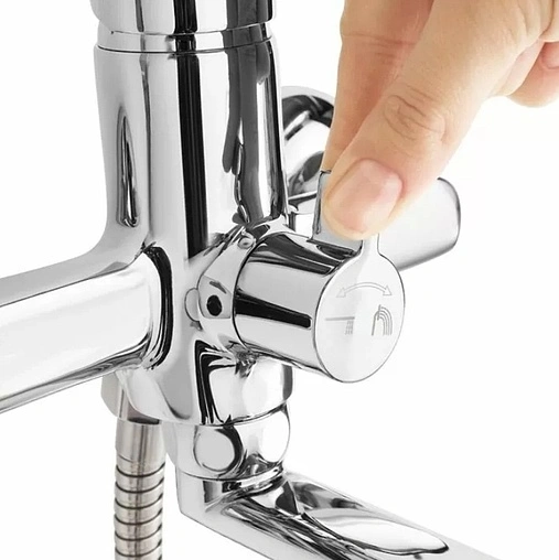 Смеситель для ванны с длинным изливом Milardo Nelson хром NELSBLCM10