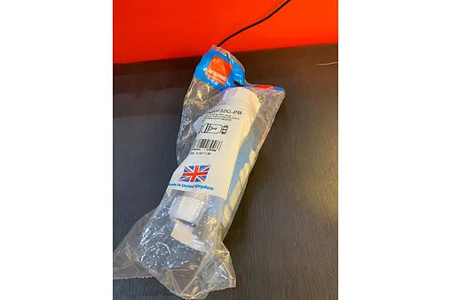 Самозакрывающийся сливной клапан Mc Alpine белый MRNRV32C-PB