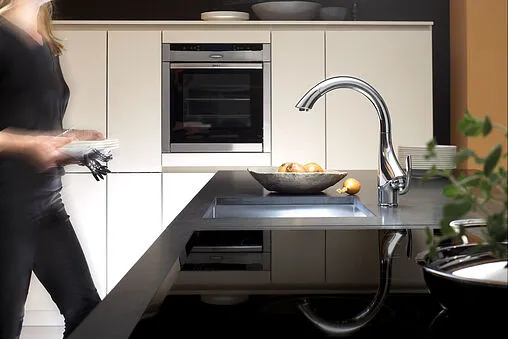 Смеситель для кухни с выдвижным изливом Grohe K4 хром 33786000 Смеситель для кухни с выдвижным изливом Grohe K4 хром 33786000