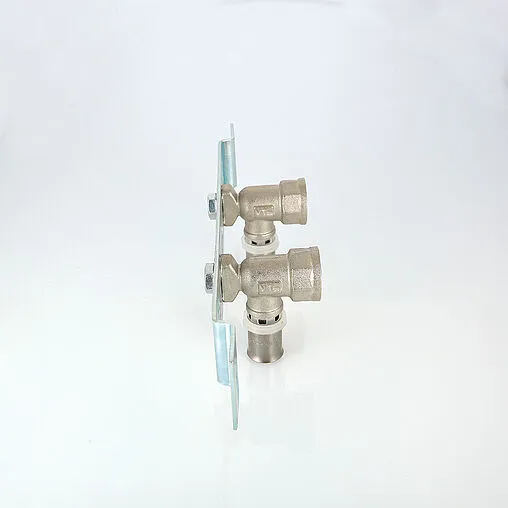 Монтажная планка с водорозетками пресс 16мм x ½"в Valtec VTm.224.N.001604