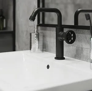 Смеситель для раковины IDDIS Grange чёрный матовый GRABLR0i01 Смеситель для раковины IDDIS Grange чёрный матовый GRABLR0i01, 3