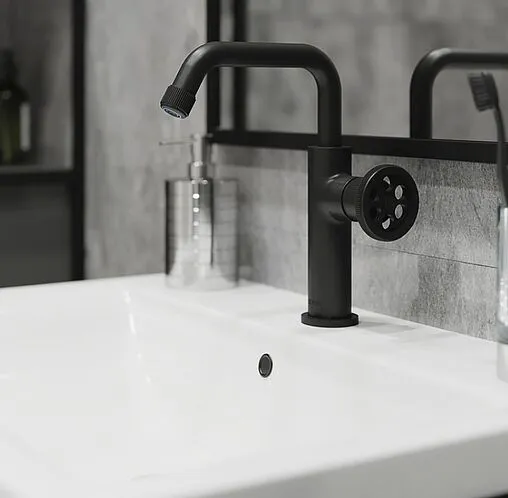 Смеситель для раковины IDDIS Grange чёрный матовый GRABLR0i01 Смеситель для раковины IDDIS Grange чёрный матовый GRABLR0i01