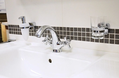 Смеситель для раковины Rav Slezak Morava retro хром MK129.5