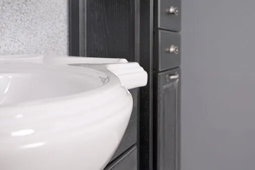 Шкаф-пенал напольный Aquaton Жерона 35 L черное серебро 1A158903GEM5L