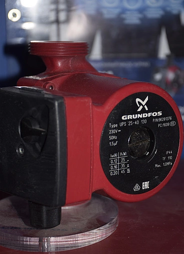 Насос циркуляционный Grundfos UPS 25-40 130 96281376