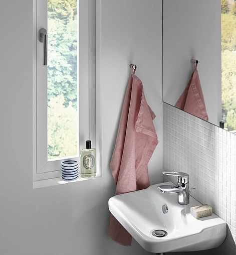 Смеситель для раковины Hansgrohe Novus 70 хром 71080000