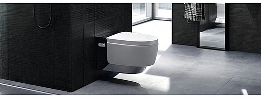 Умный унитаз-биде подвесной безободковый Geberit AquaClean mera comfort белый/хром 146.214.21.1 Умный унитаз-биде подвесной безободковый Geberit AquaClean mera comfort белый/хром 146.214.21.1