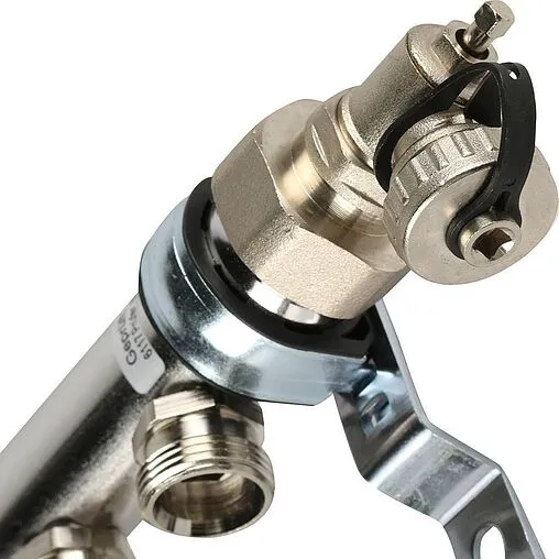 Группа коллекторная распределительная 6 отводов 1&quot;н/н x ¾&quot;ек Rehau HLV 11102081001