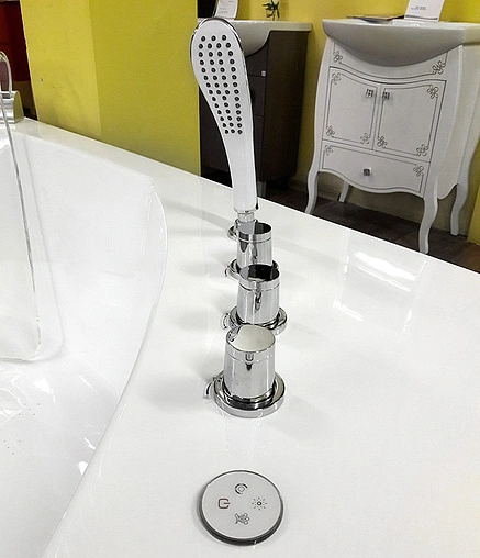 Ванна акриловая Gemy 150x150 G9080 O