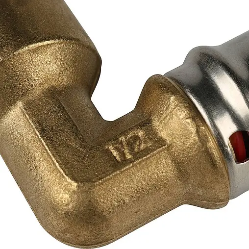 Уголок пресс переходной 20мм x ½"в APE AP152 12x20