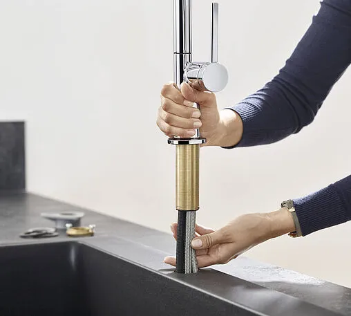 Смеситель для кухни с выдвижным изливом Hansgrohe Talis M54 210 2jet хром 72800000