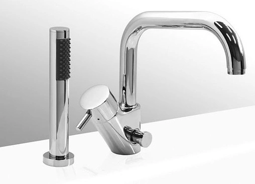 Смеситель на борт ванны на 2 отверстия Vega Round хром CU.1500.CR