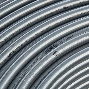 Труба сшитый полиэтилен Valtec 16 x 2.2 мм PE-Xa EVOH бухта 200м VA1622.3.C.200, 3