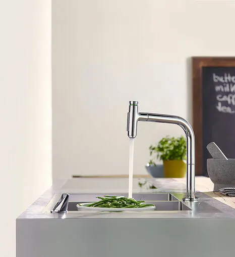 Смеситель для кухни с выдвижным изливом Hansgrohe Metris Select M71 хром 73819000