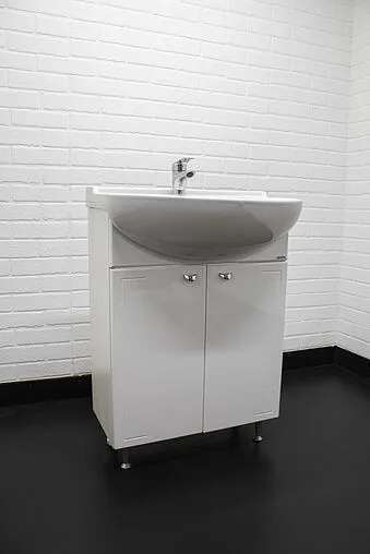 Тумба-умывальник напольный Айсберг Классик 60 белый DA1025T+4620008192772