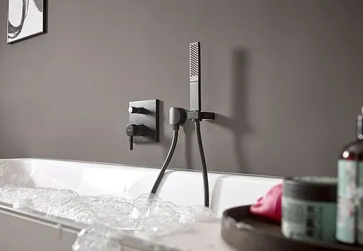 Смеситель для ванны скрытого монтажа Hansgrohe Finoris чёрный матовый 76415670